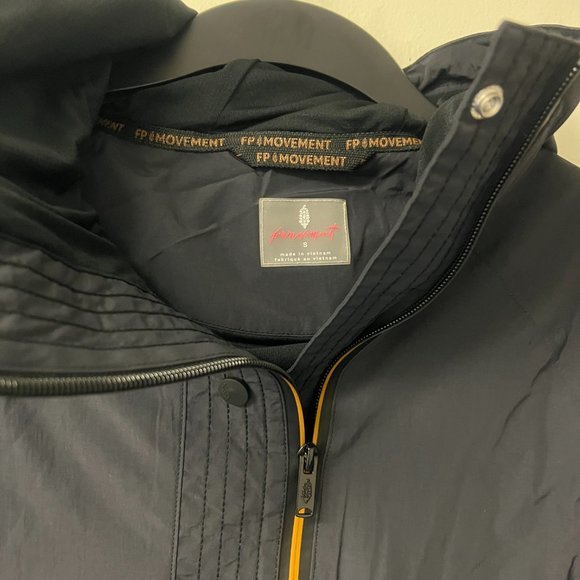 Free People Singin' In The Rain Packable Jacket Black Small NWT - Picture 5 of 10